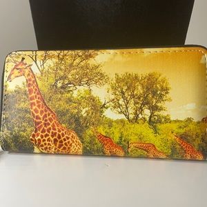 Giraffe safari wallet